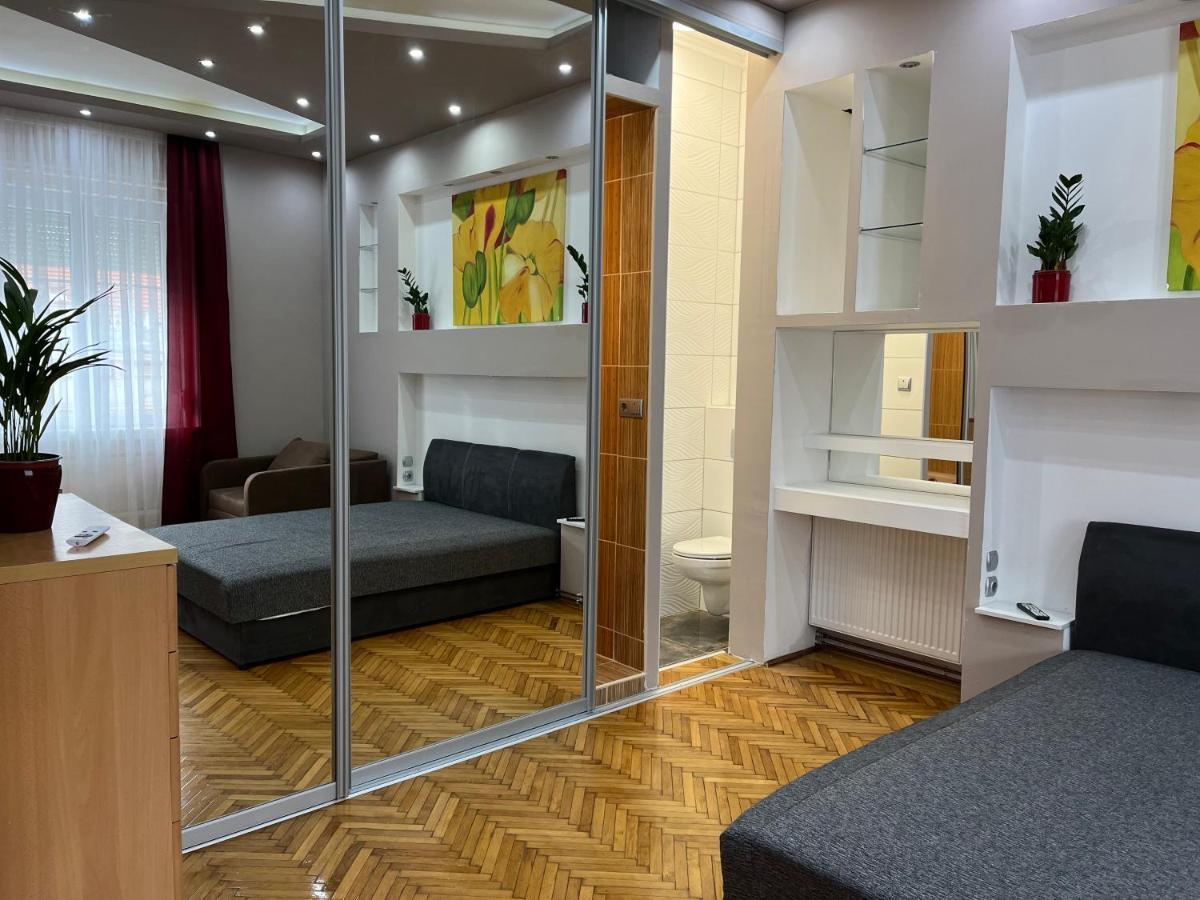 Appartamento Széchenyi Apartman  Miskolc Esterno foto